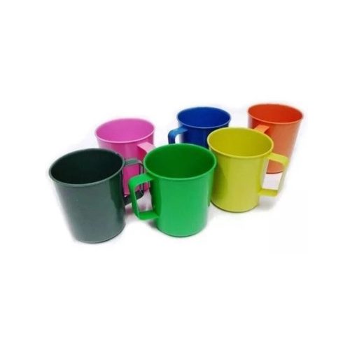 CANECA PLASTICA MODELO ESCOLAR